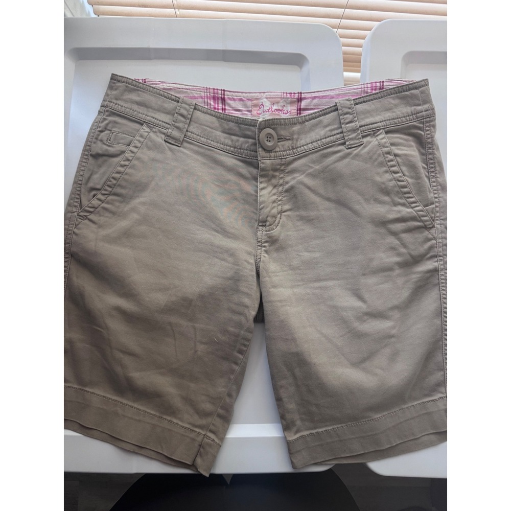 Outlooks Khaki Chino Shorts Womens Size 7 Tan Cotton Casual Mid Rise Flat Front